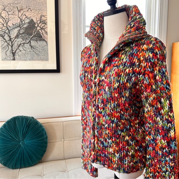 Hand Knit Zip-Front Sweater - Picture 5 of 10